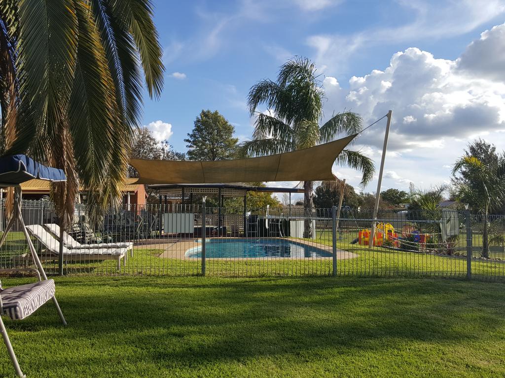 Walkabout Motel Rutherglen Dış mekan fotoğraf